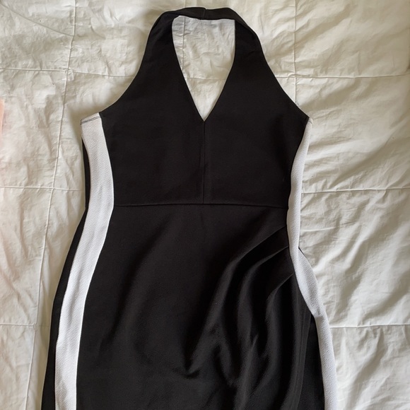 Halter Top Dress. Black with white - Picture 2 of 4